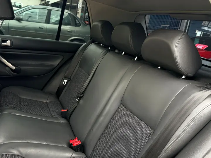 GOLF 2.0 MI Black Edition 8V