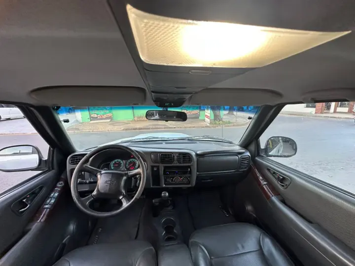 S10 P-Up Executive 2.4 MPFI F.Power CD