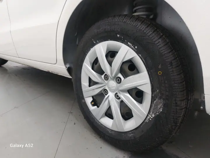 VOYAGE 1.0 12V MPI TOTALFLEX 4P MANUAL