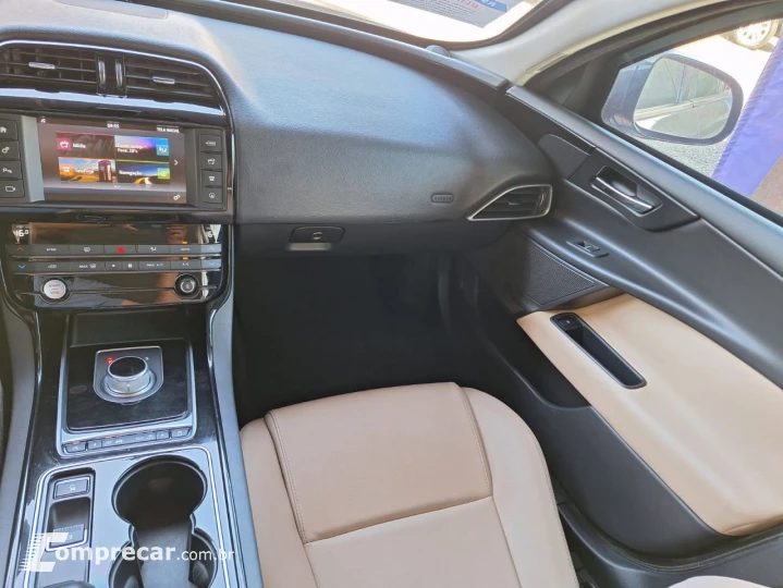 XE 2.0 16V 4P SI4 PURE TECH TURBO AUTOMÁTICO