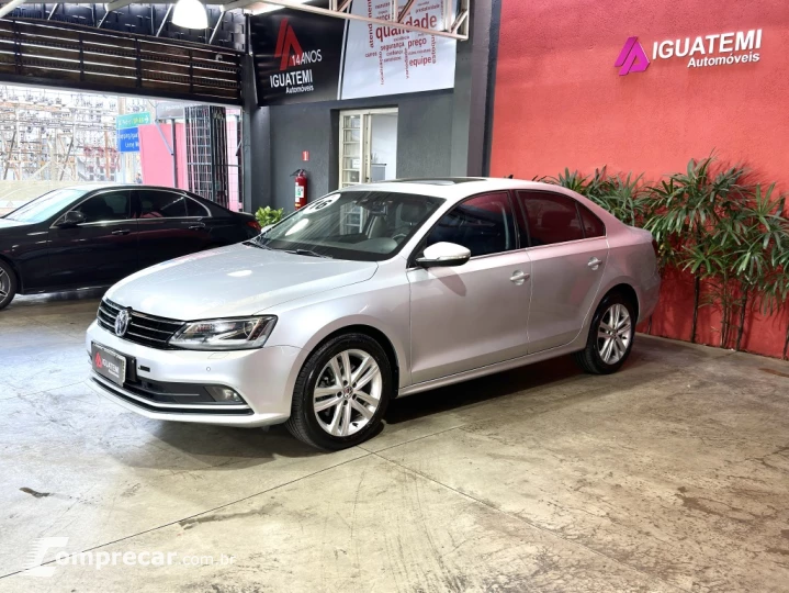 JETTA 2.0 TSI HIGHLINE 211CV GASOLINA 4P TIPTRONIC