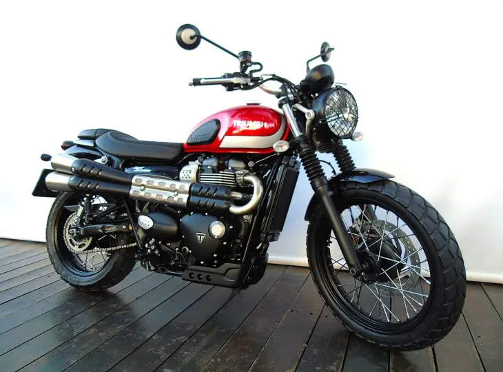 TRIUMPH STREET SCRAMBLER