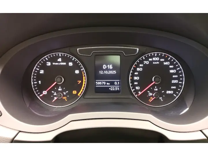 Q3 Q3 1.4 TFSI/TFSI FLEX S-TRONIC 5P