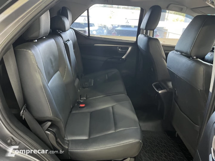 HILUX SW4 2.7 SRV 4X2 16V