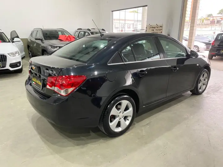 Cruze 1.8 Lt 16V Flex 4P Automático