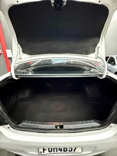 ETIOS 1.5 XLS Sedan 16V