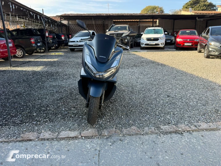 PCX 160 DLX