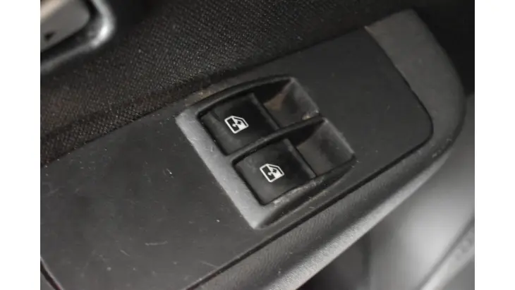 SIENA - 1.4 MPI 8V 4P TETRAFUEL