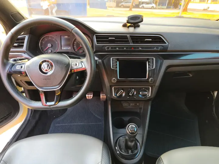 Saveiro 1.6 CL CABINE DUPLA