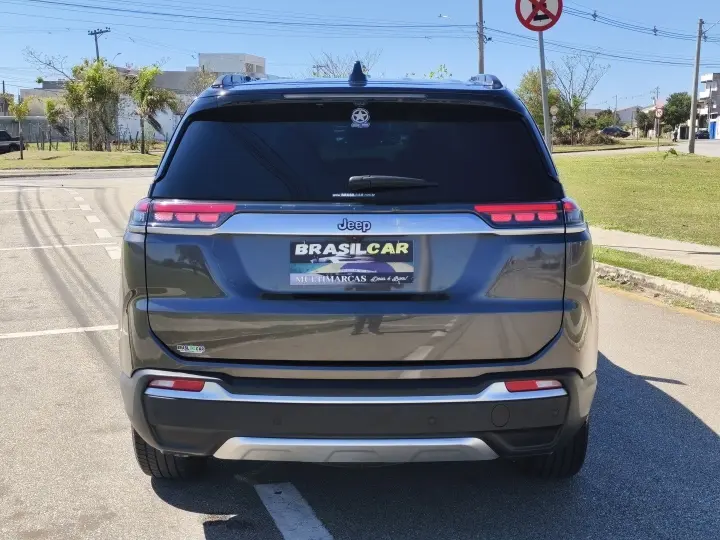 COMMANDER 1.3 T270 TURBO FLEX LONGITUDE AT6