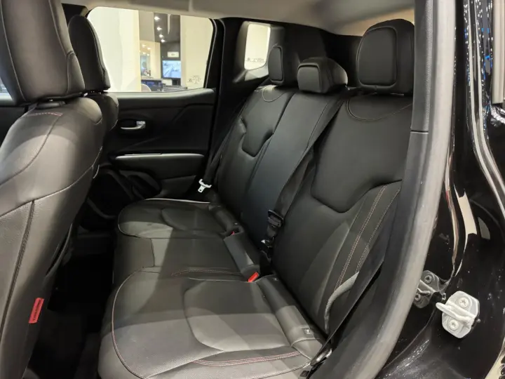 Renegade 1.3 16V 4P FLEX T270 TRAILHAWK 4X4 TURBO AUTOMÁTICO