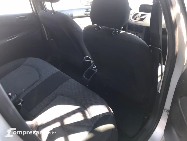 207 1.4 XR Passion 8V