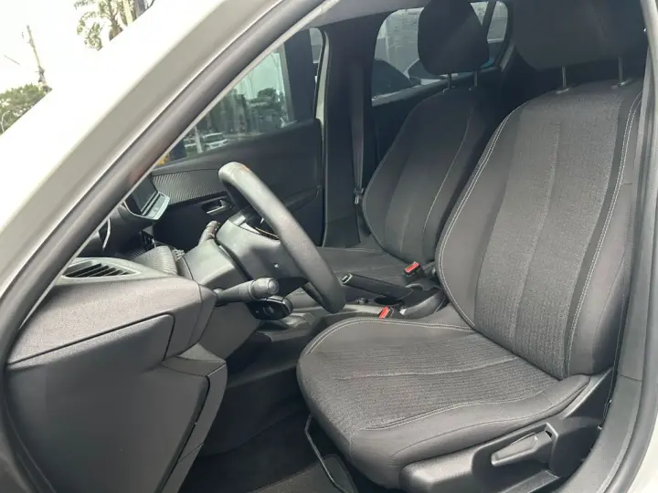 208 Active 1.6 Flex 16V 5p Aut.