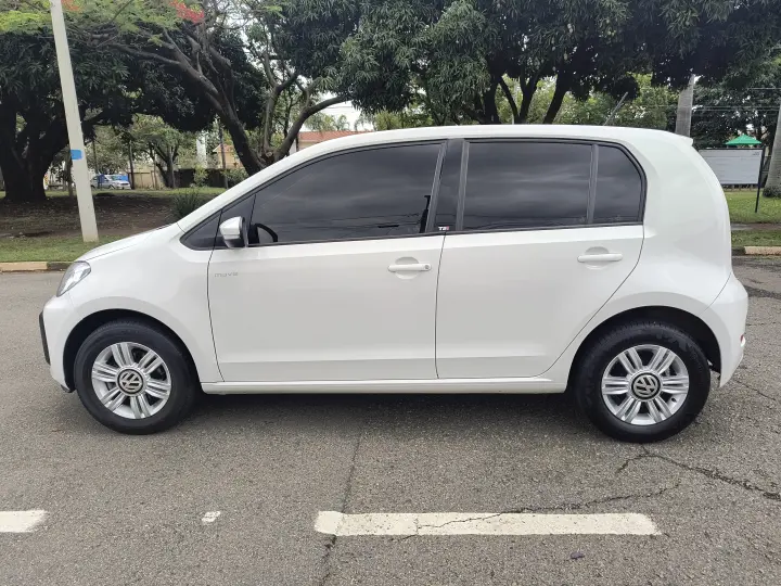 UP 1.0 TSI Move UP 12V