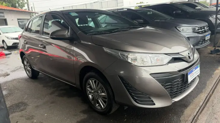 Yaris Hatch 1.5 16V 4P FLEX XL PLUS CONNECT MULTIDRIVE AUTOM