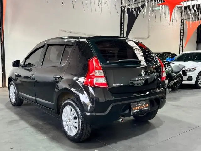 SANDERO - 1.6 PRIVILÉGE 8V 4P MANUAL