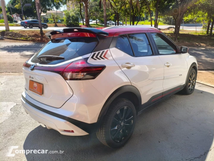 Kicks 1.6 16V 4P FLEXSTART XPLAY XTRONIC AUTOMÁTICO CVT