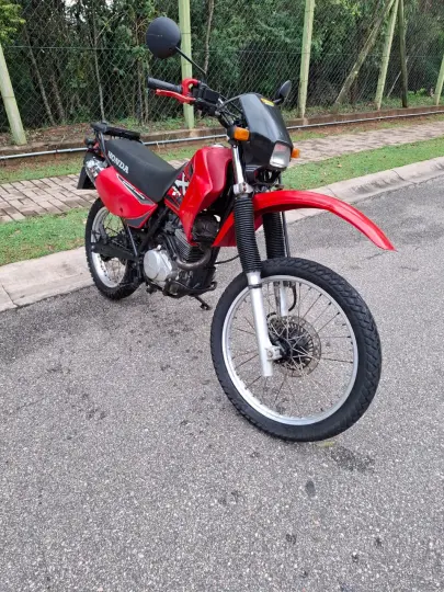 XR 200 R