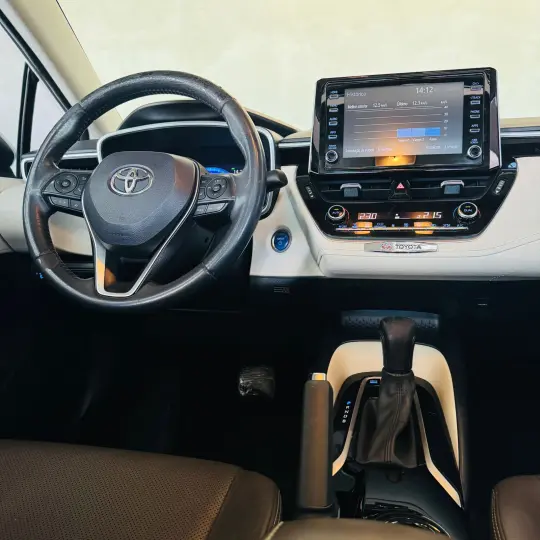 COROLLA 1.8 VVT-I Hybrid Altis Premium