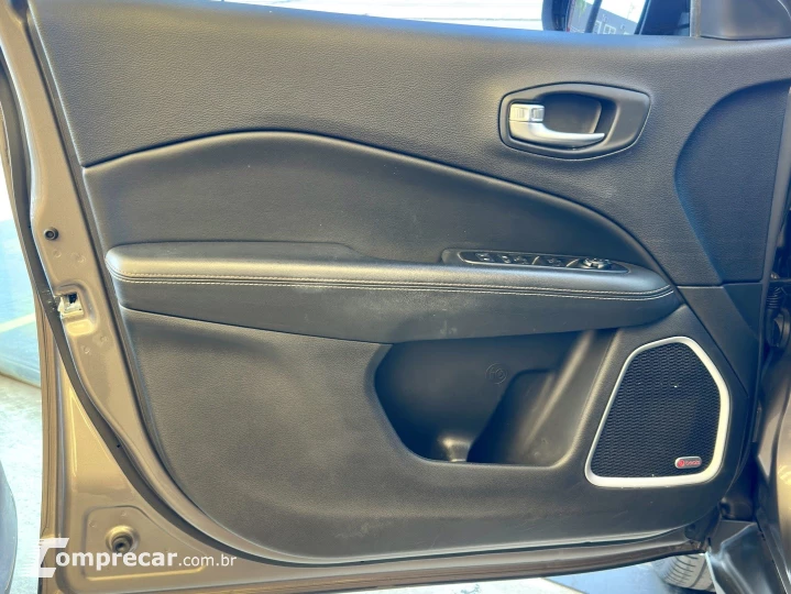 COMPASS 2.0 16V DIESEL LONGITUDE 4X4 AUTOMÁTICO