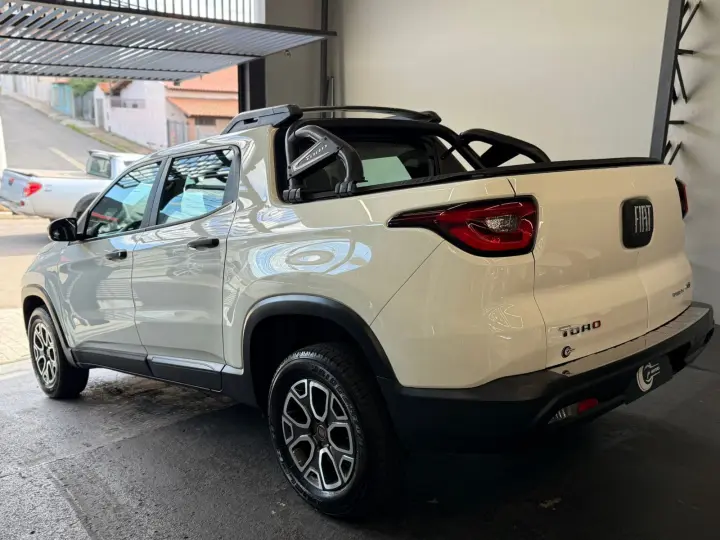 TORO 1.8 16V EVO Freedom AT6