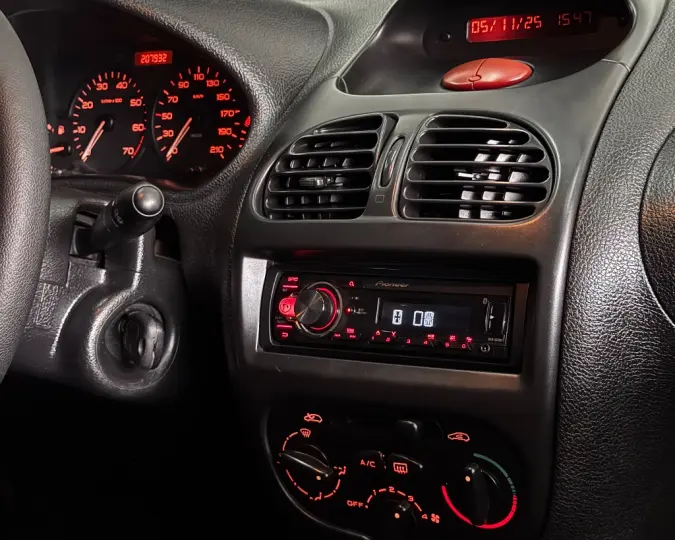 206 Presence 1.4/ 1.4 Flex 8V 5p