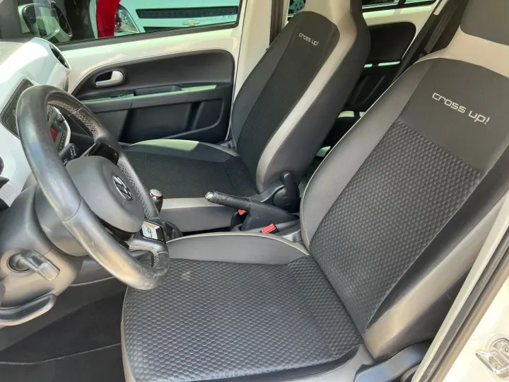 CROSS UP 1.0 TSI 12V