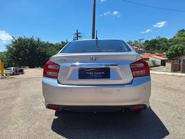 CITY 1.5 LX Sedan 16V