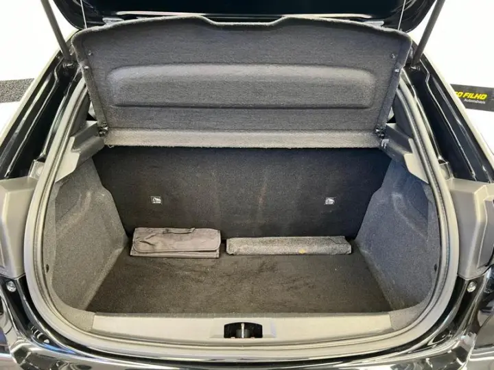 208 LIKE 1.0 FLEX 6V 5P MEC.