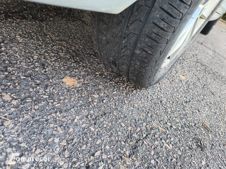 FOX 1.6 MI Comfortline 8V