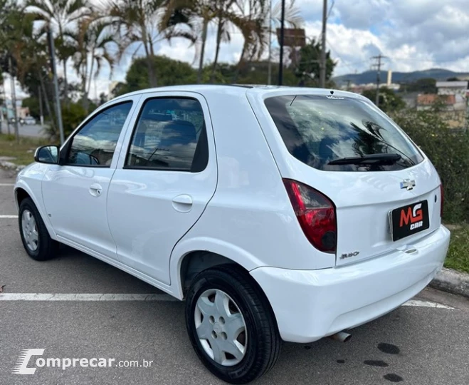 CELTA 1.0 MPFI LT 8V