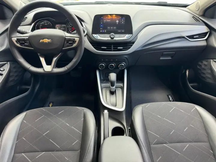 ONIX 1.0 Turbo Plus Premier