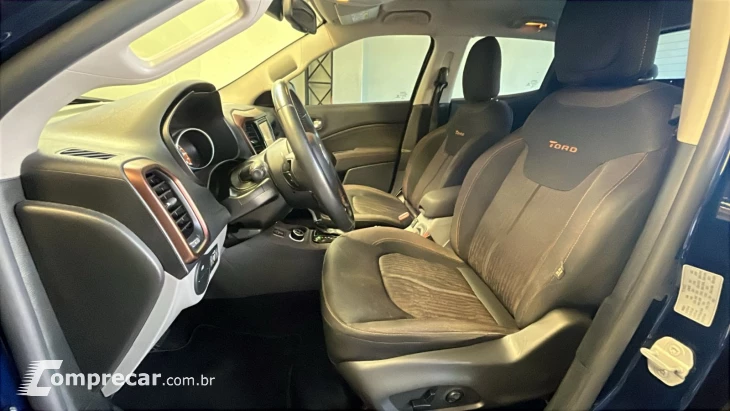 TORO 2.0 16V Turbo Volcano 4WD AT9