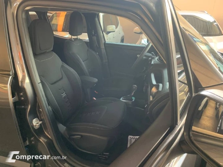 Renegade T270 1.3 TB 4x2 Flex Aut.