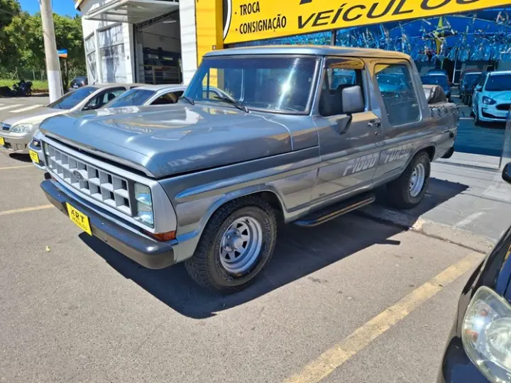 F-1000 2.5 XLT 4X2 CS 8V Turbo