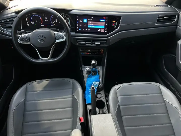 Nivus Highline 1.0 200 TSI Flex Aut.