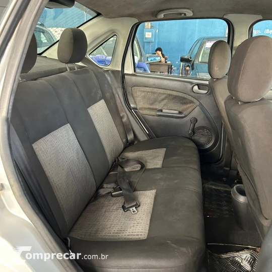 FIESTA 1.6 SE Sedan 16V