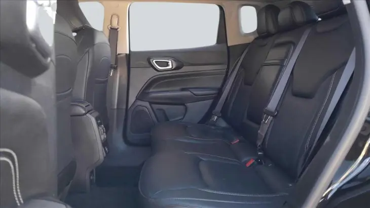 COMPASS 1.3 T270 TURBO FLEX LONGITUDE AT6