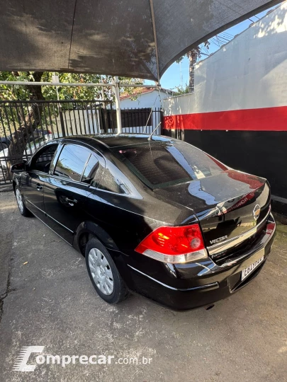 VECTRA 2.0 MPFI Expression 8V