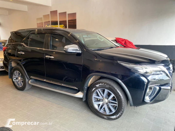 HILUX SW4 2.8 D-4d Turbo SRX Platinum 7L 4X4