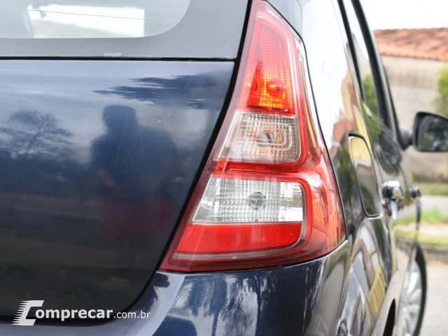 SANDERO - 1.6 PRIVILÉGE 16V 4P MANUAL