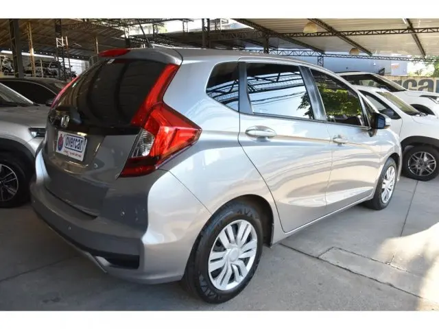 FIT - 1.5 PERSONAL 16V 4P AUTOMÁTICO