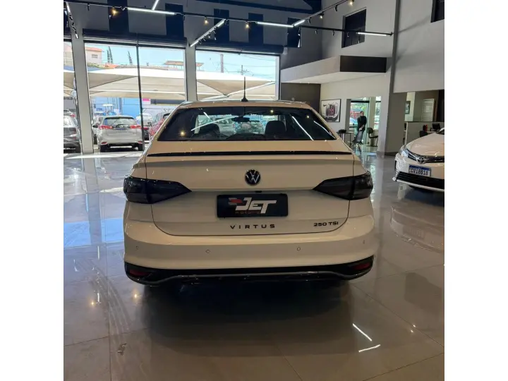 VIRTUS 1.4 250 TSI EXCLUSIVE AUTOMÁTICO