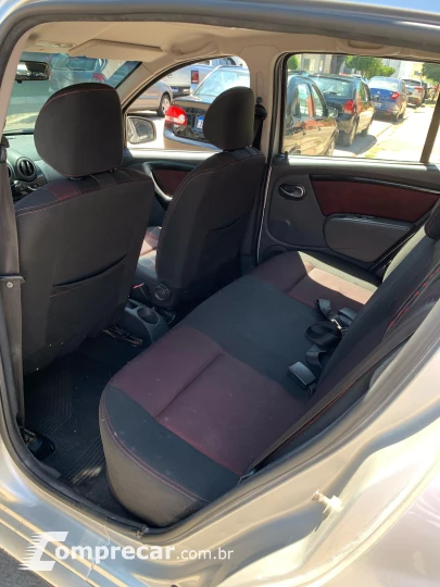 SANDERO 1.6 16V SCE Stepway