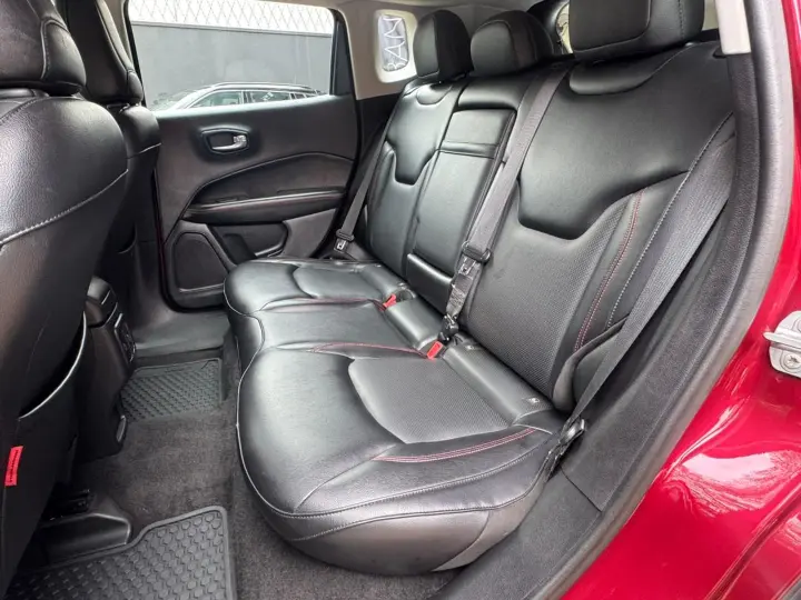 Compass 2.0 16V Diesel Trailhawk 4X4 Automático