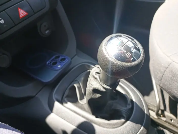 AIRCROSS 1.5 Live 8V