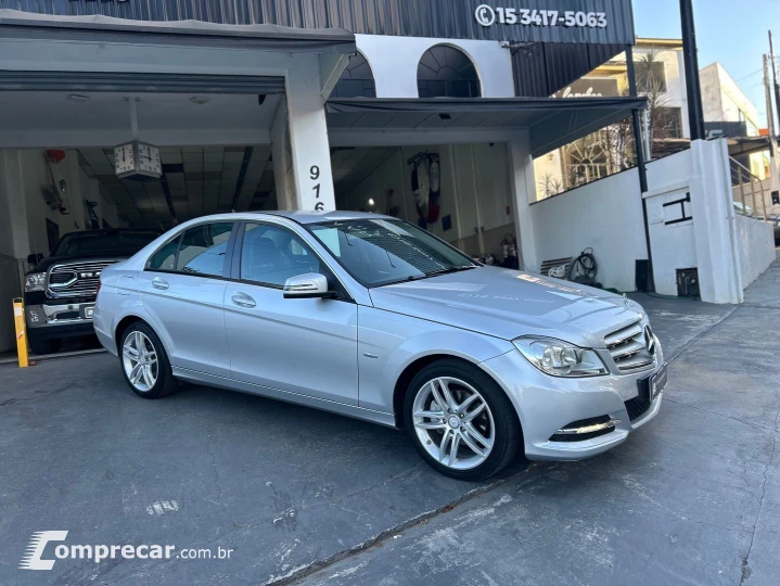 C 180 1.8 Cgi Classic 16V Turbo Gasolina 4P Automático