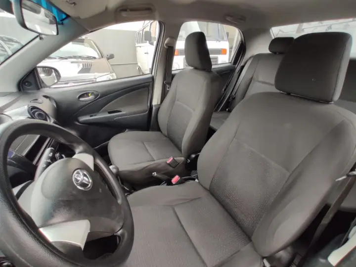 ETIOS X Sedan 1.5 Flex 16V 4p Mec.