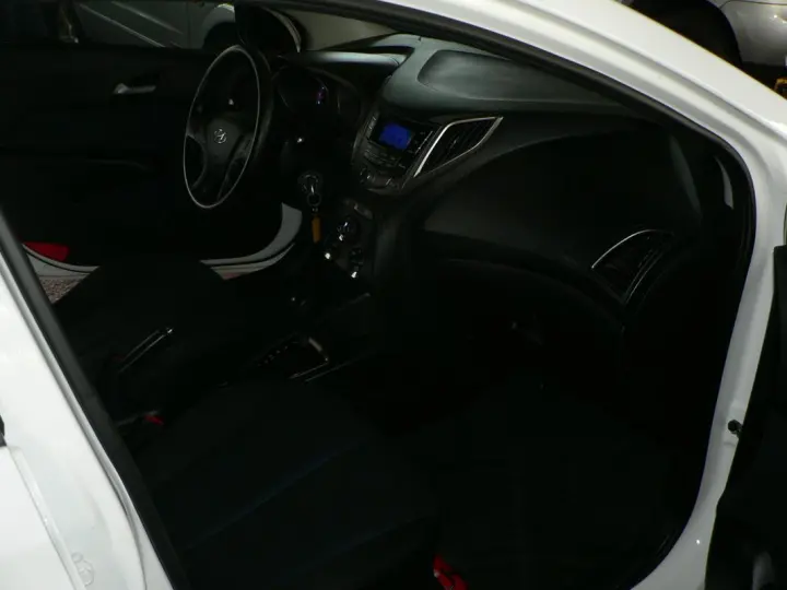 HB20S 1.6 Comfort Plus 16V