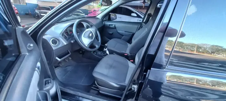 CELTA 1.0 MPFI LT 8V